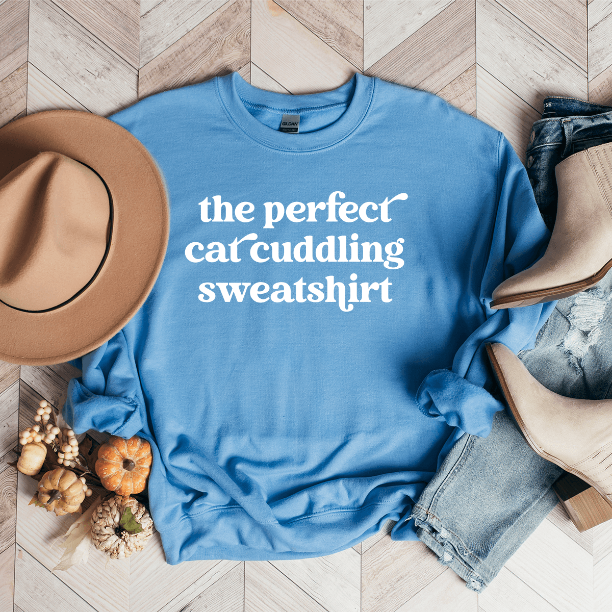 The Perfect Cat Cuddling Sweatshirt - Sweatshirt